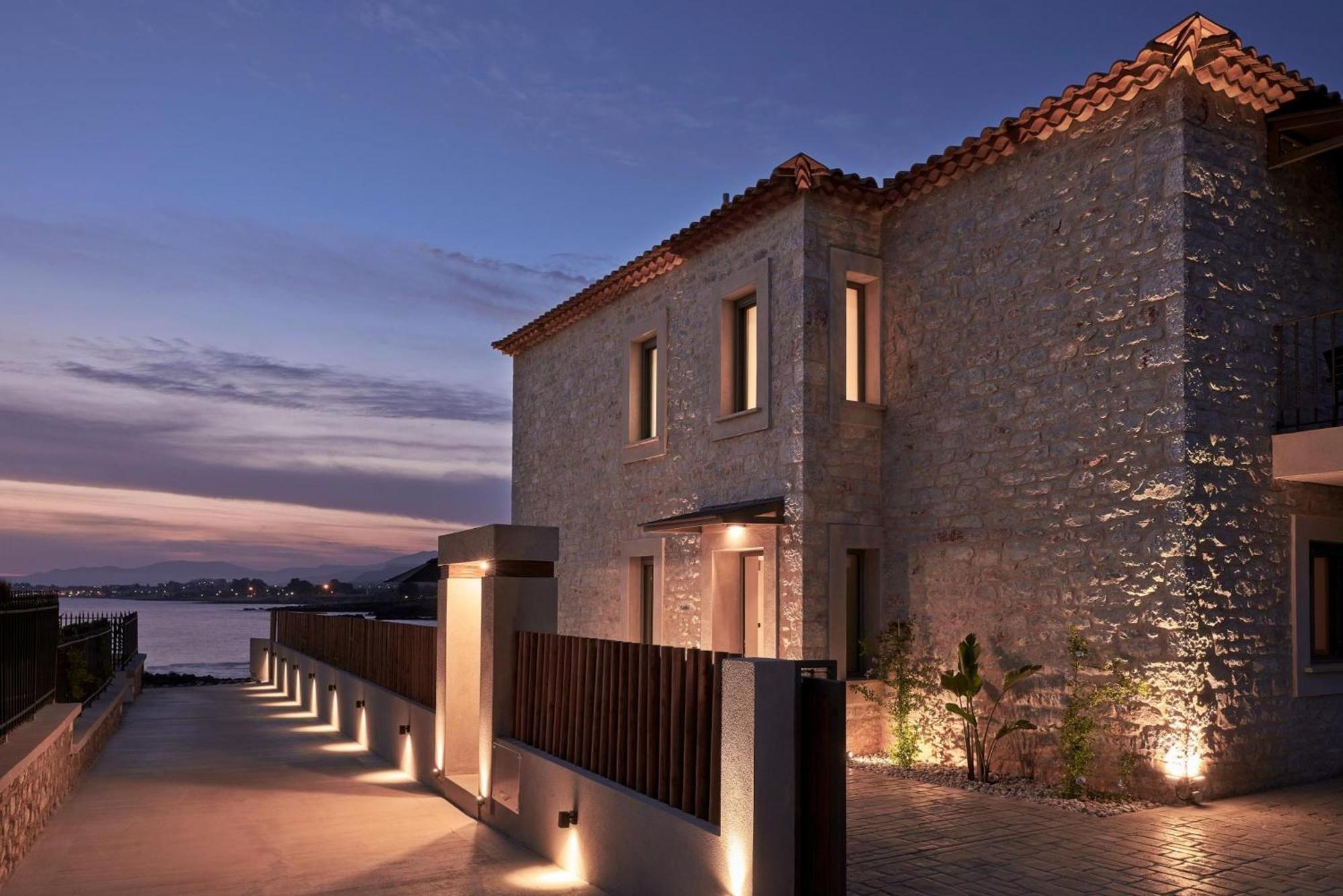 Beachfront Alassa Villas With Private Pools Kotronion  Экстерьер фото